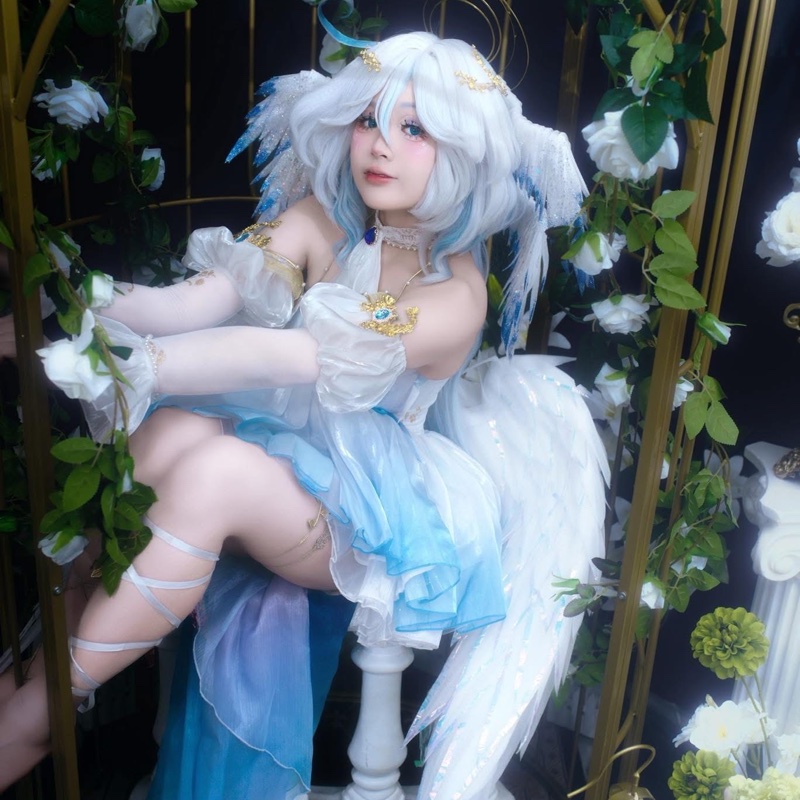 Sacred Angel Furina