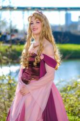 Aurora fantasy dress
