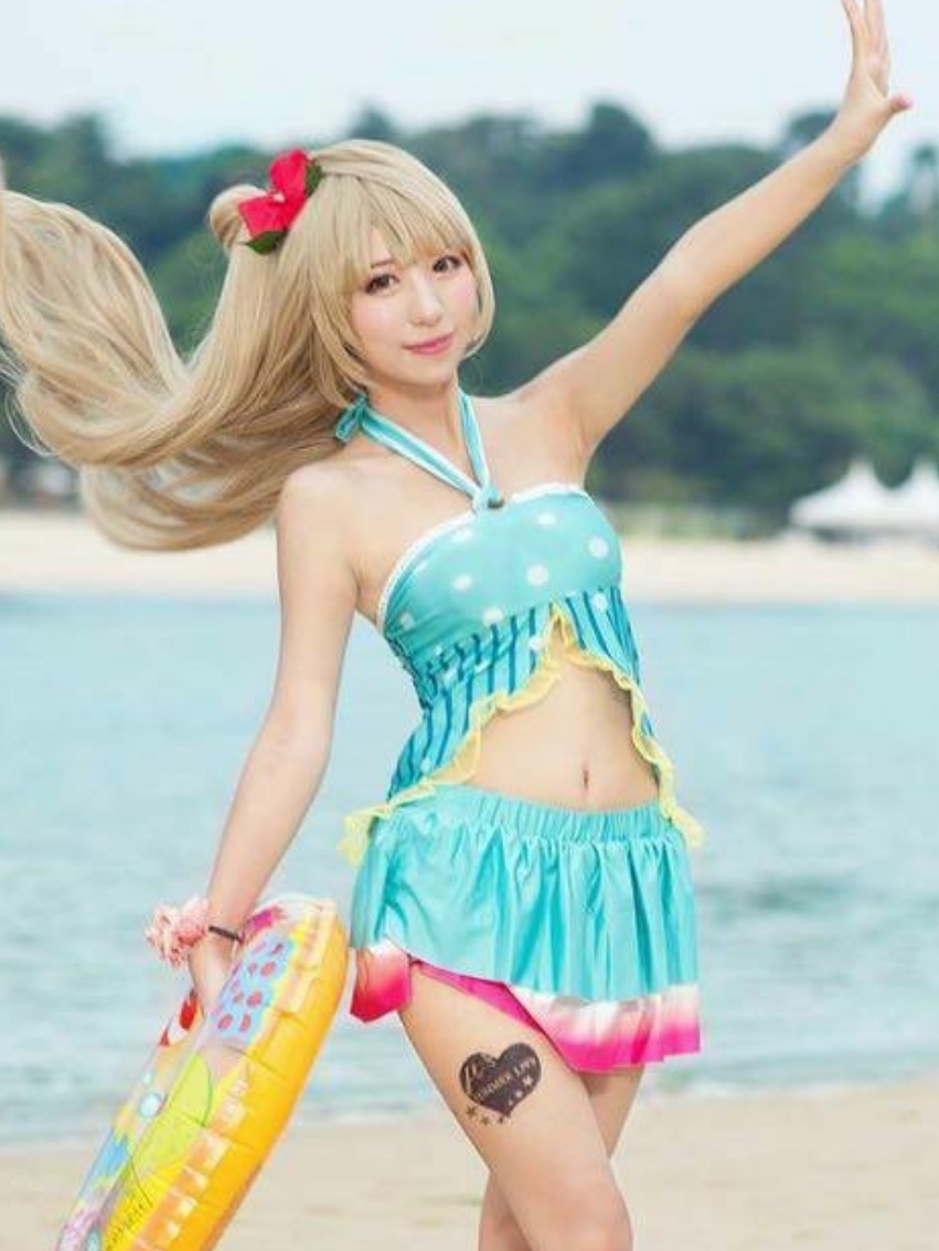 Bikini Kotori Minami