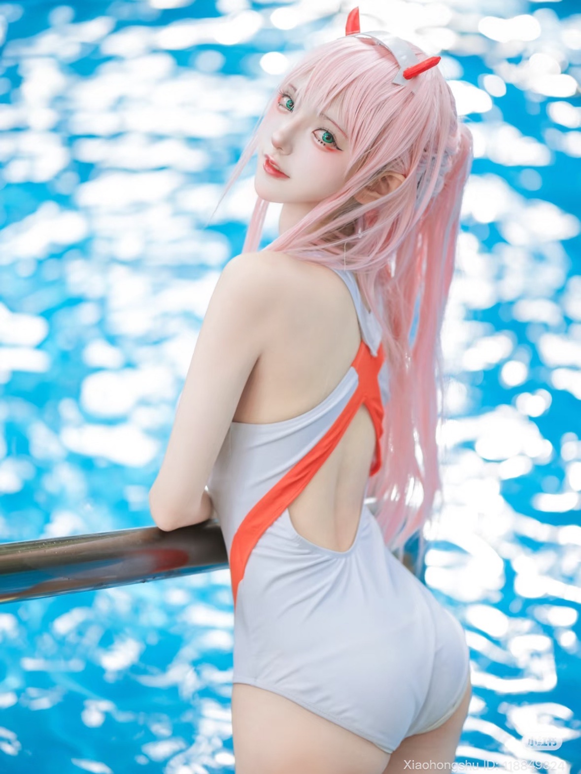 Swimsuit Zero Two