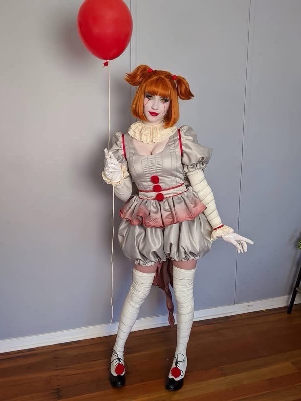 Female Pennywise