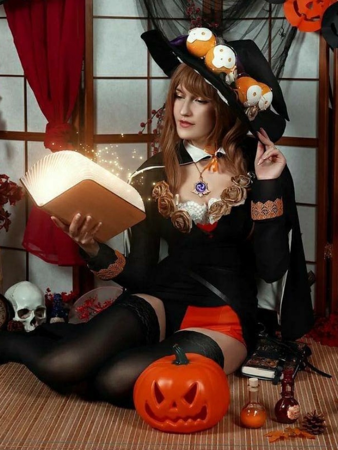 Halloween Lisa