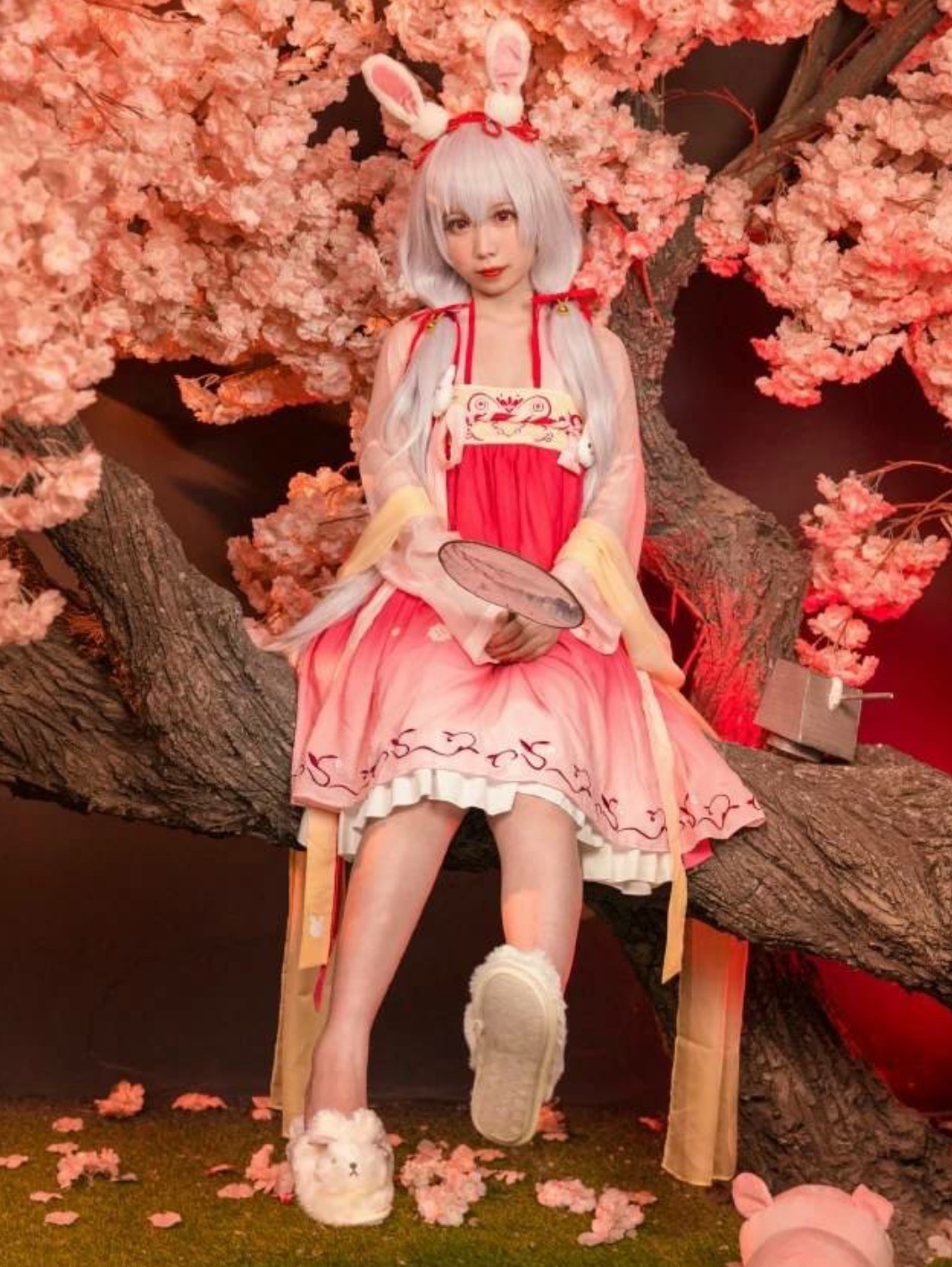 White Bunny Laffey