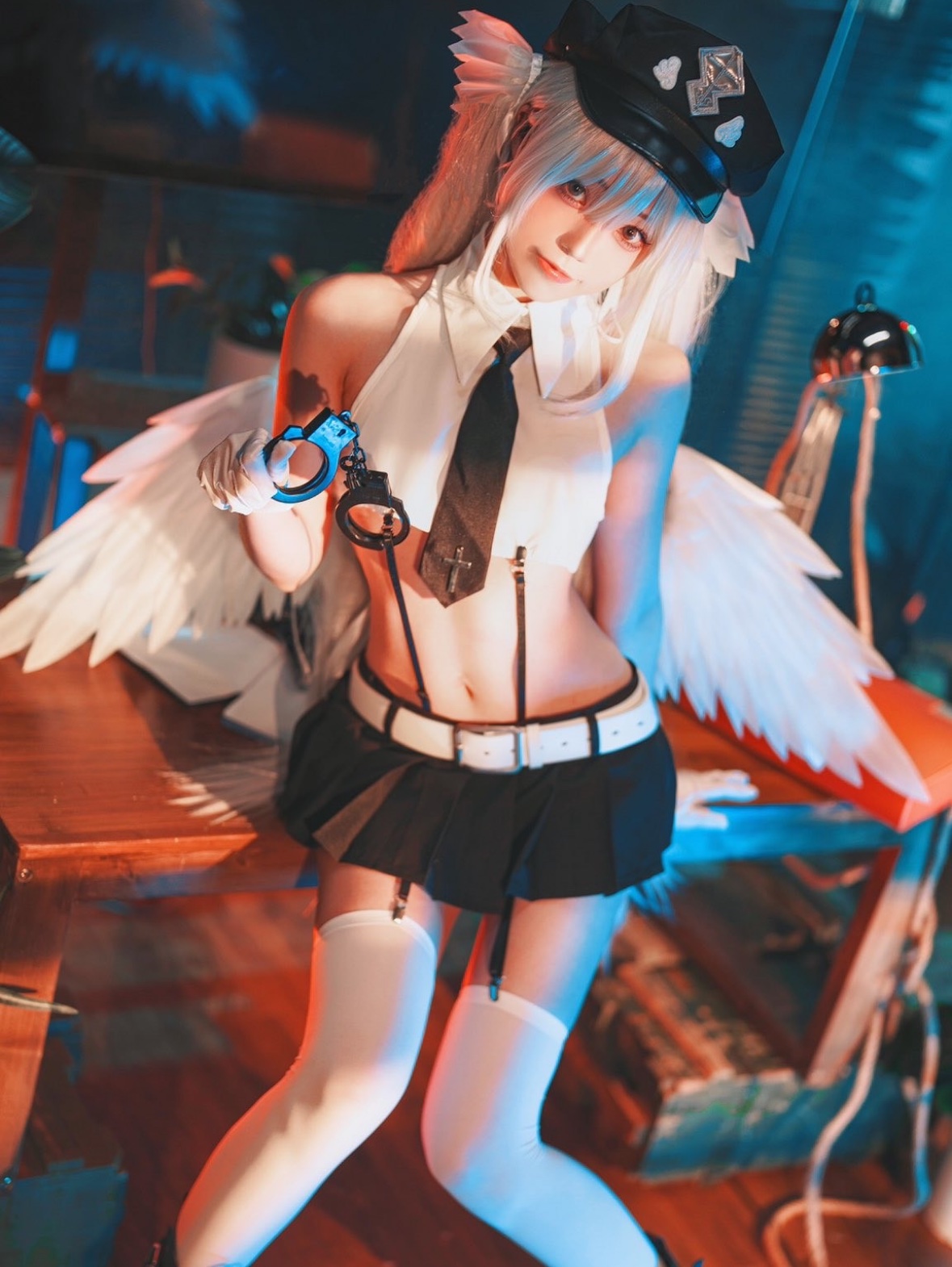 Elle Angel Police