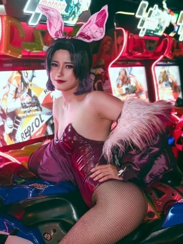 Casino Bunny Shinobu Kocho