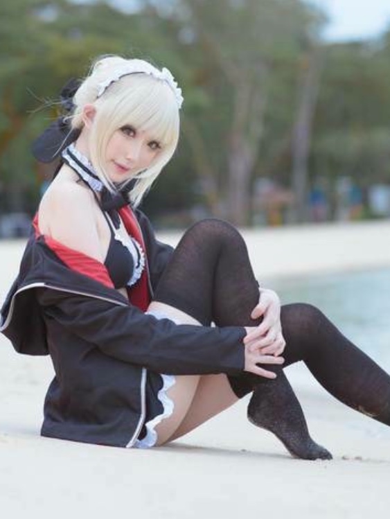 Maid Saber Bikini