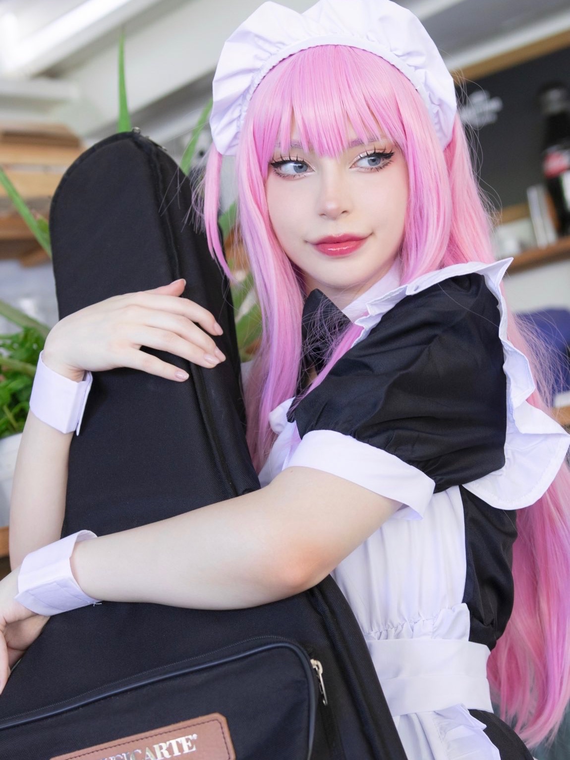 Maid Bocchi