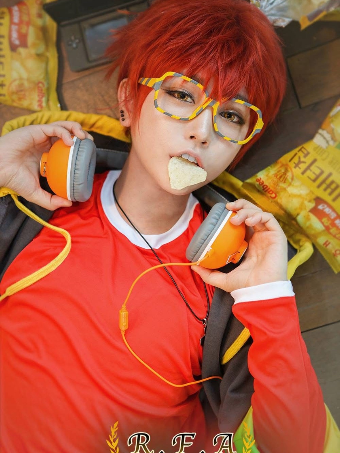 707
